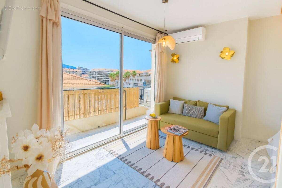 Appartement à MENTON