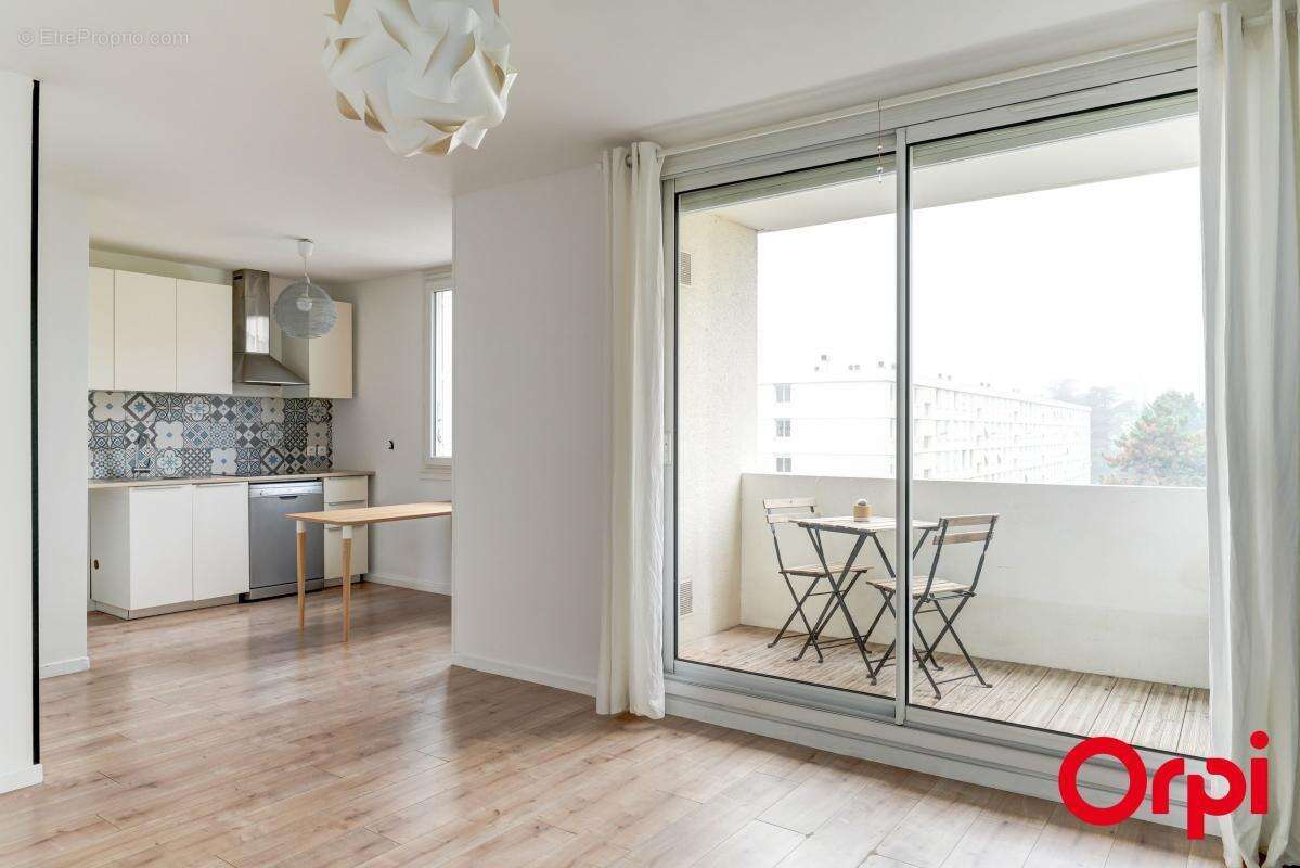 Appartement à CALUIRE-ET-CUIRE