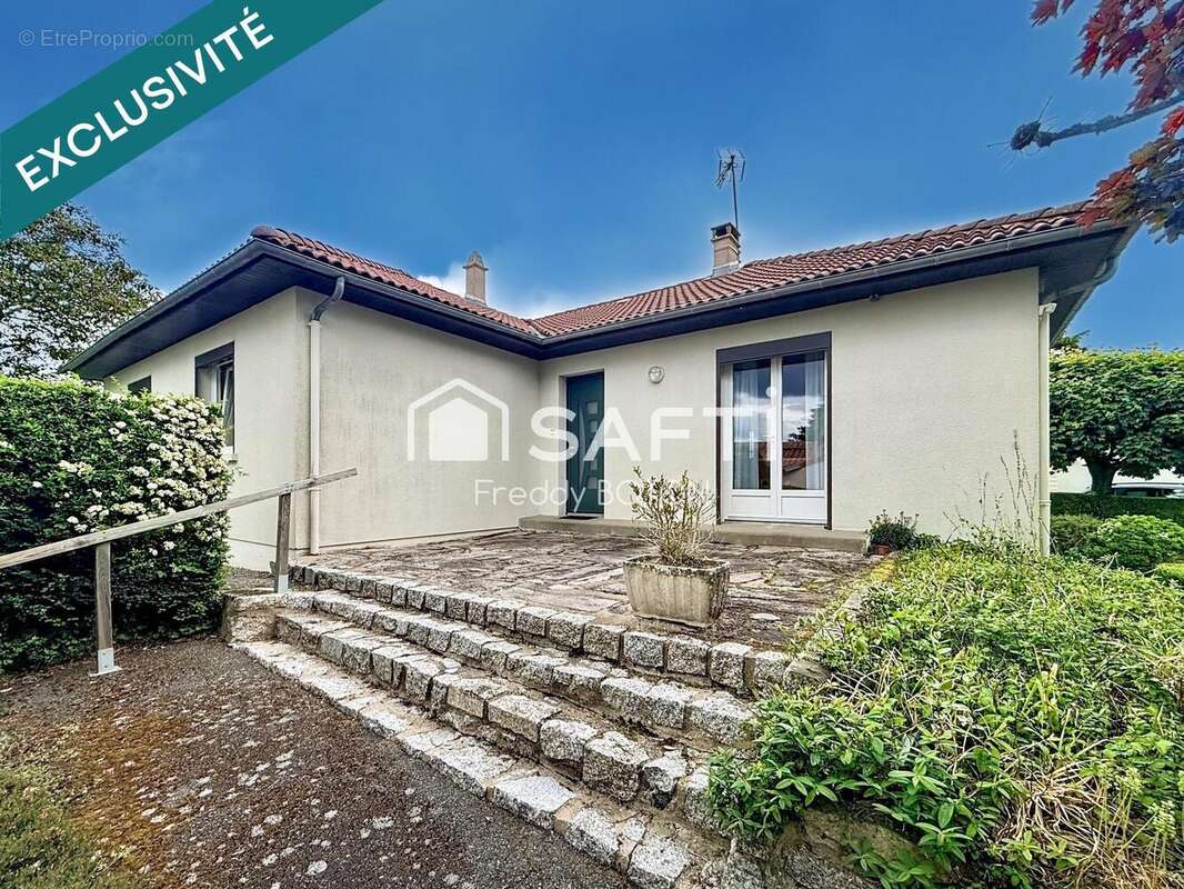 Maison 137 m² à Moncoutant  - photo 2