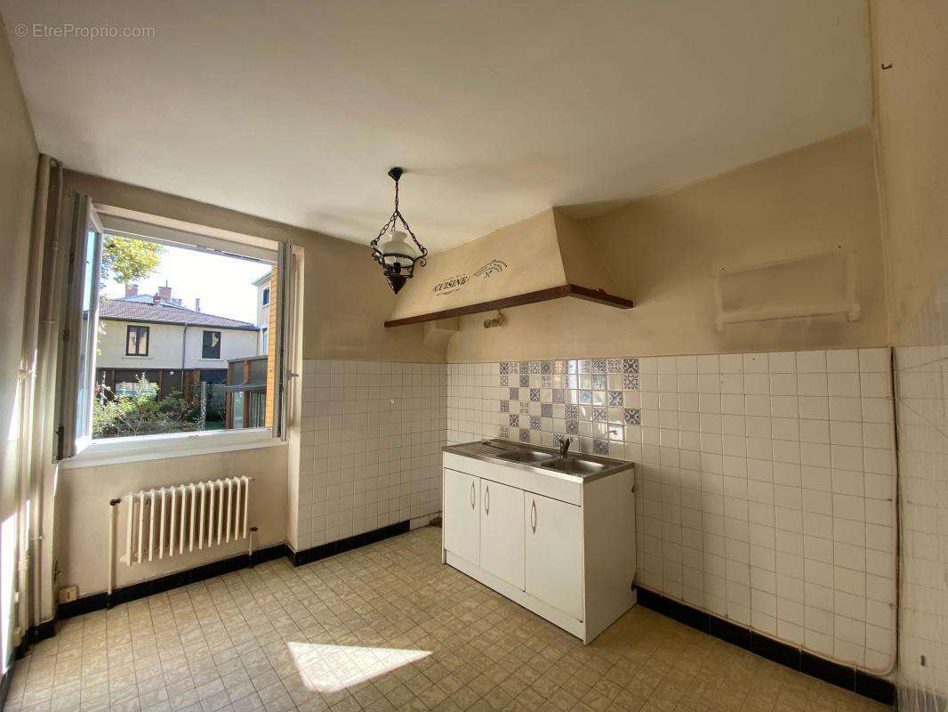 Appartement à FONTAINES-SUR-SAONE