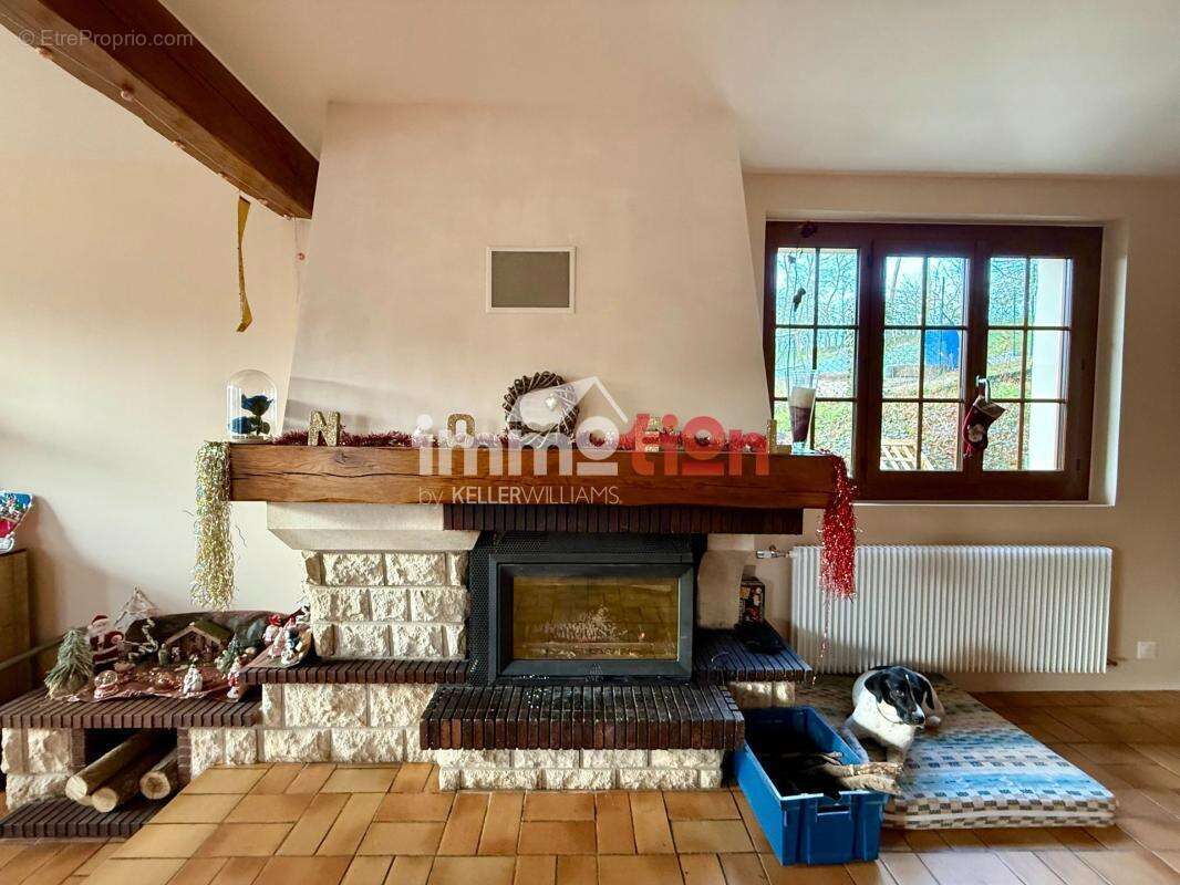 Maison à HUCHENNEVILLE