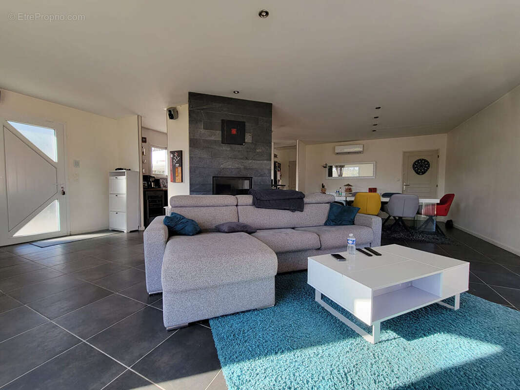 A VENDRE - LACANAU de MIOS - maison en parfaite état d'environ - photo 2