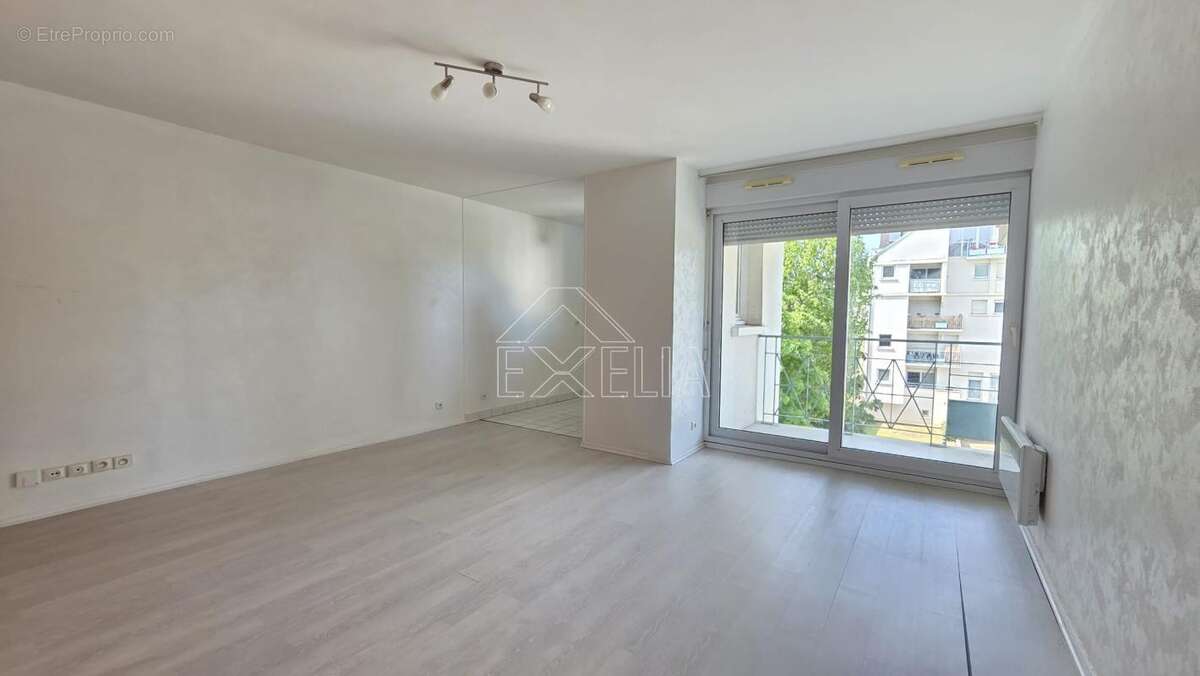 Appartement à MANTES-LA-JOLIE