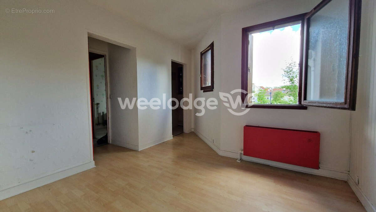 Maison à JOUY-LE-MOUTIER