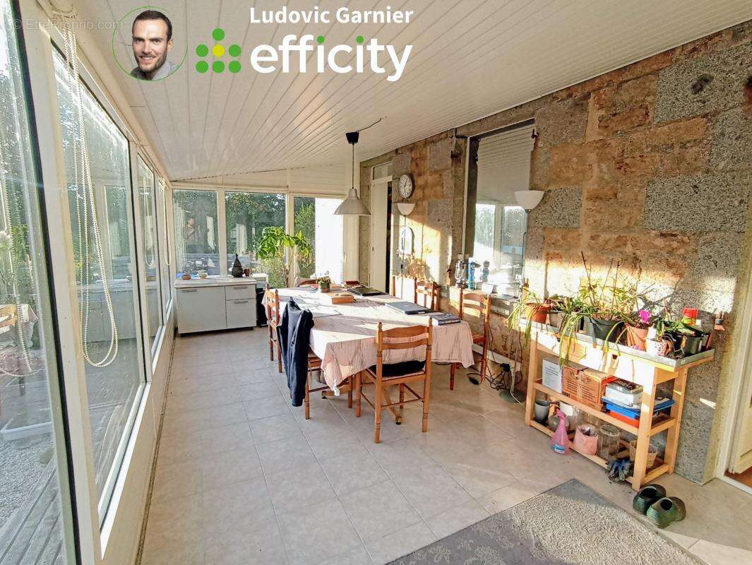 Maison à LE MESNIL-GILBERT