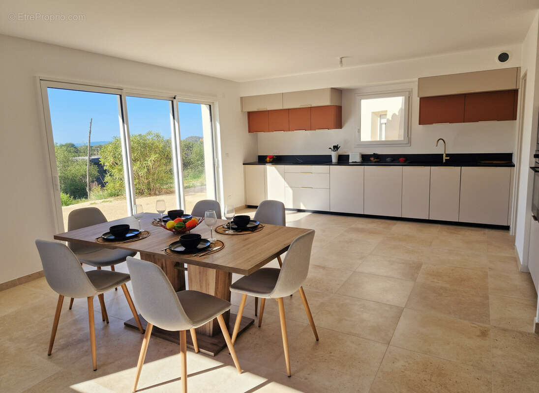 Maison à ROGNAC
