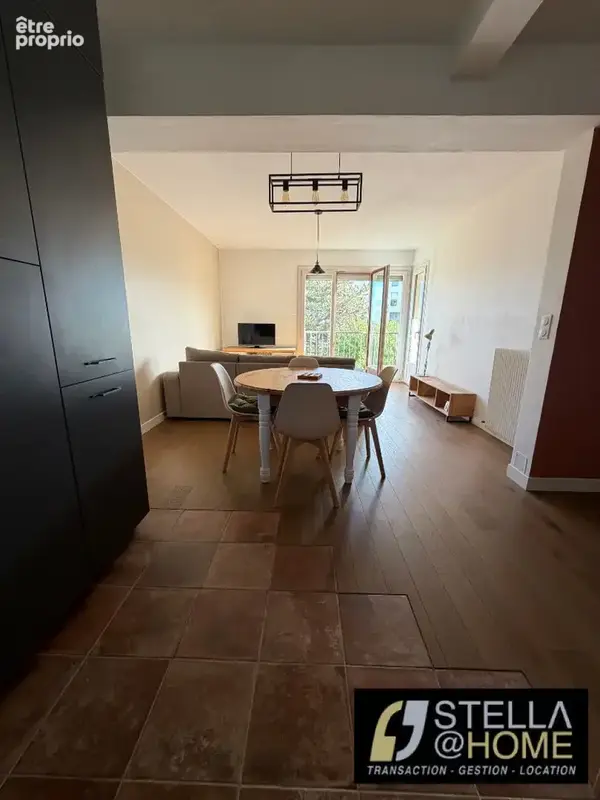 T2 traversant au sein d'une copropriété verdoyante - photo 4