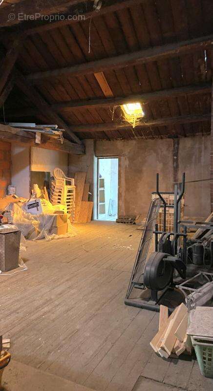 La Rochelle, immeuble de 193 m2 - photo 2