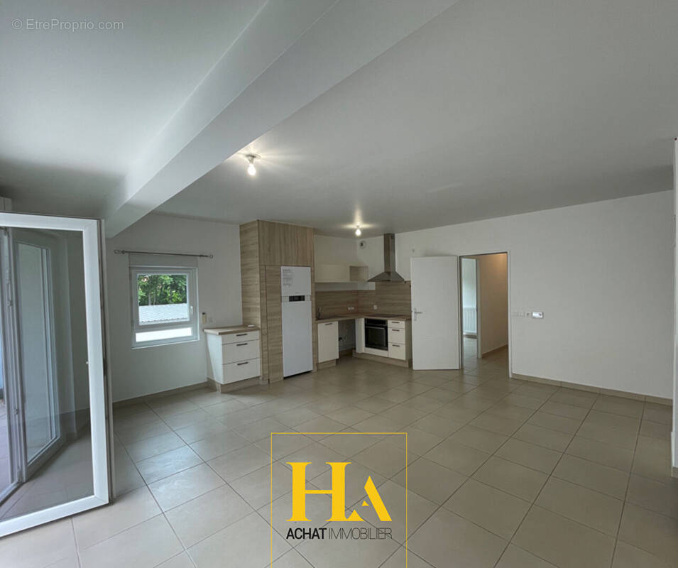 Appartement à MONTELIMAR