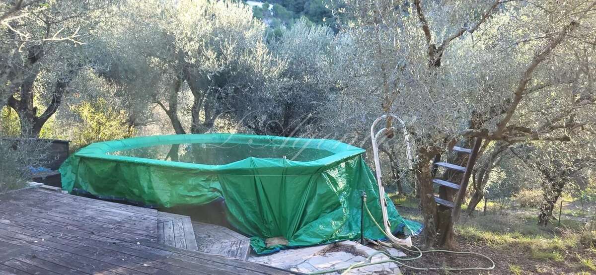 Maison à BERRE-LES-ALPES