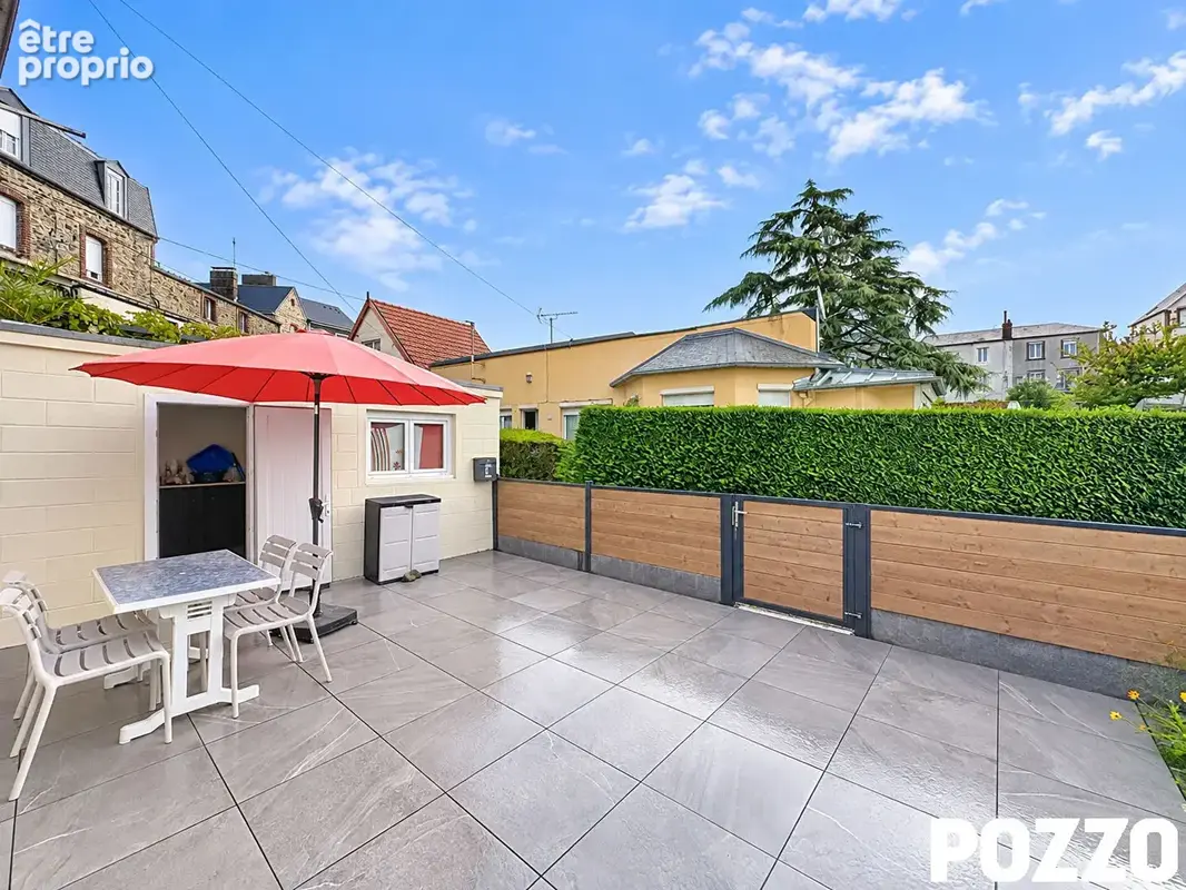 EN ÉXCLUSIVITÉ : Maison de 60m² dans le bourg de Donville-les-Bains. - photo 11