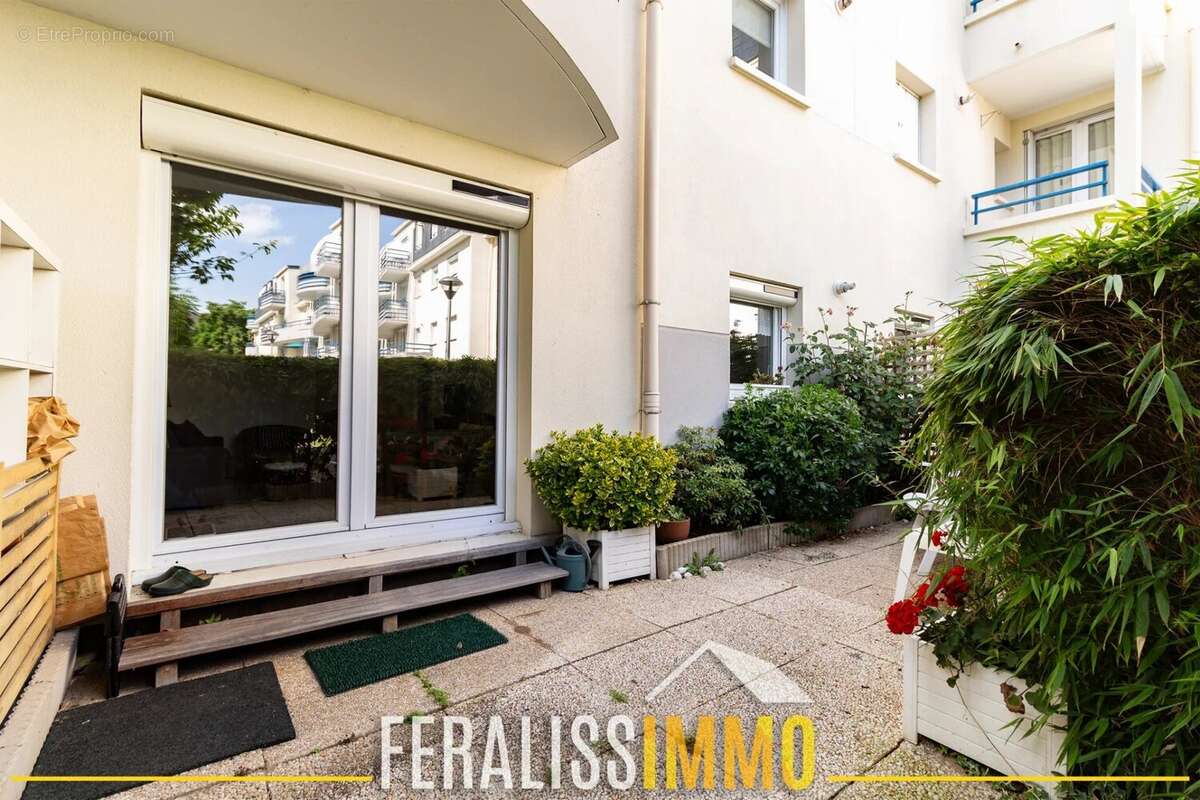 Appartement à JOUY-LE-MOUTIER