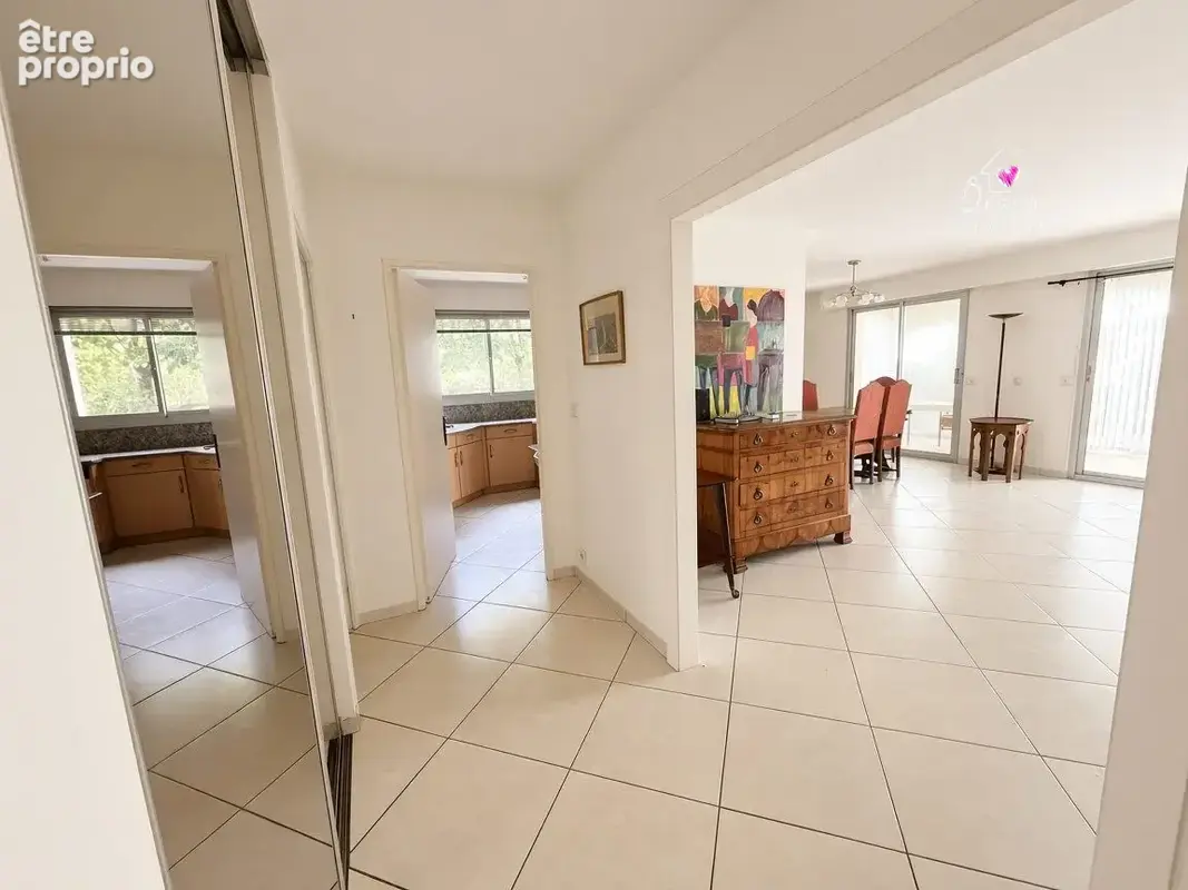 Appartement 5 pièces 113 m² à vendre à Cholet (49300) - photo 4