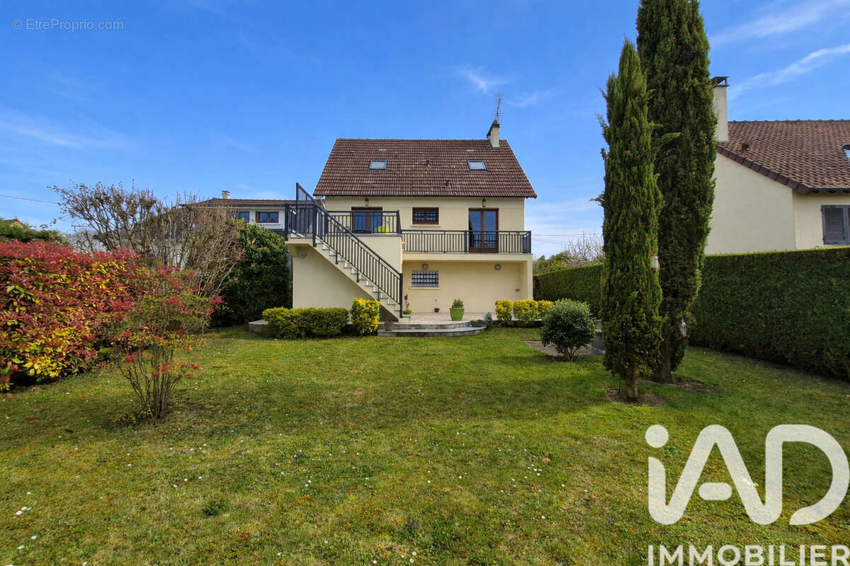 Photo 2 - Maison à MERY-SUR-OISE