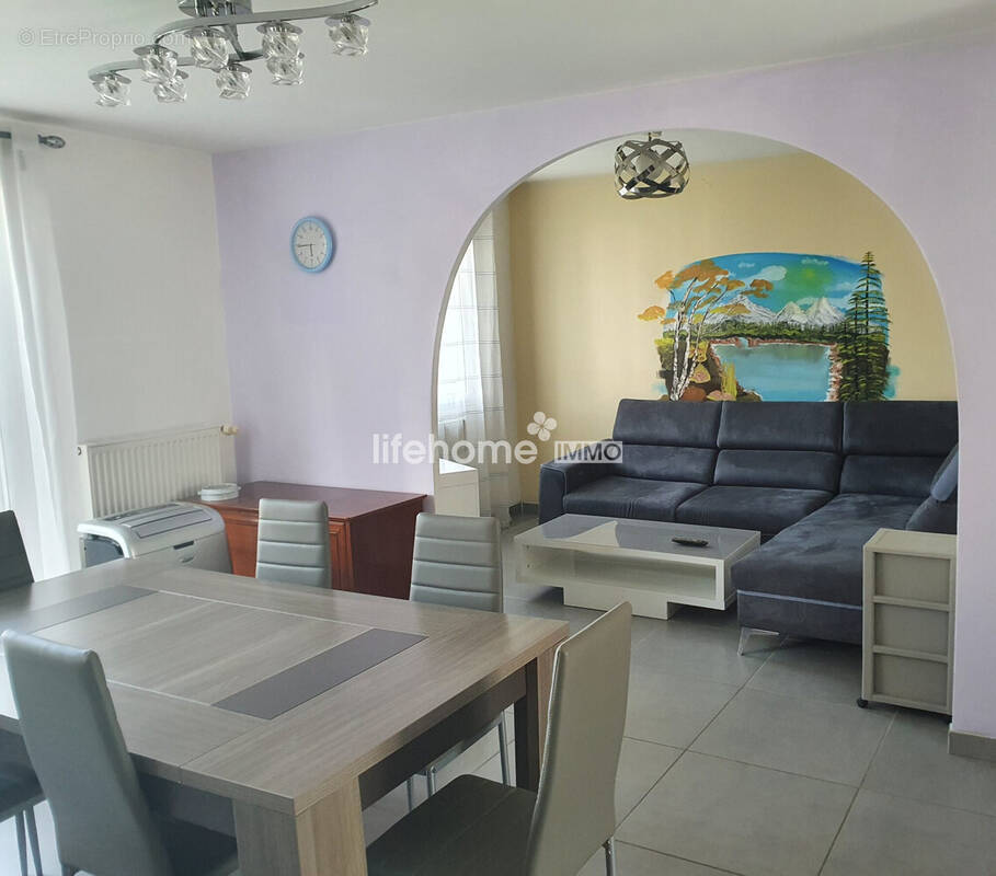 Appartement à SAINT-MARTIN-D'HERES