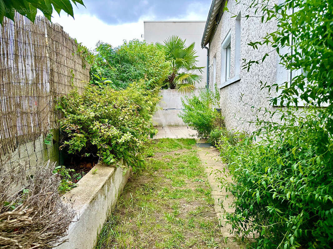 Appartement à SAINT-DENIS-EN-VAL