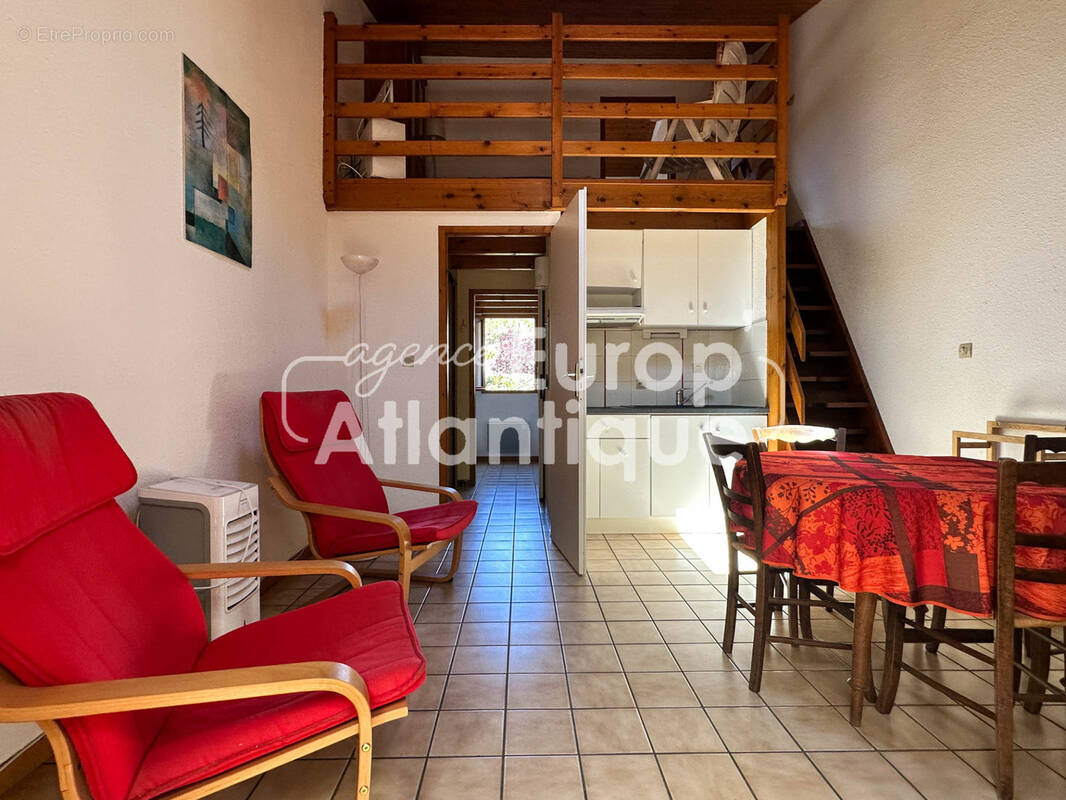 Maison à LES MATHES