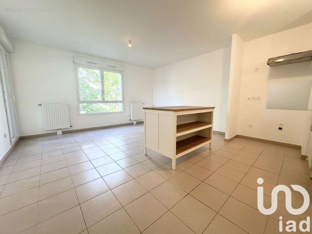 Photo 2 - Appartement à AUBERVILLIERS