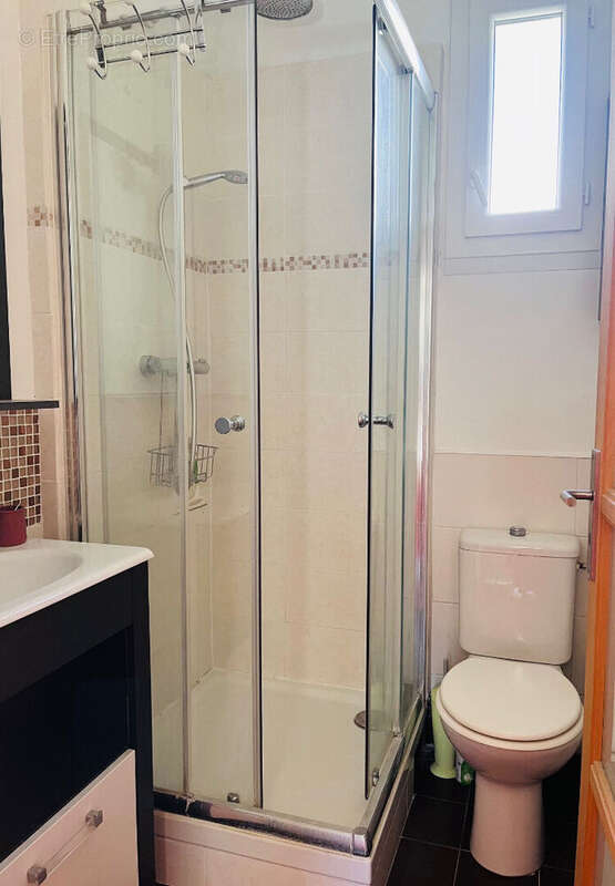 Appartement à PARIS-20E
