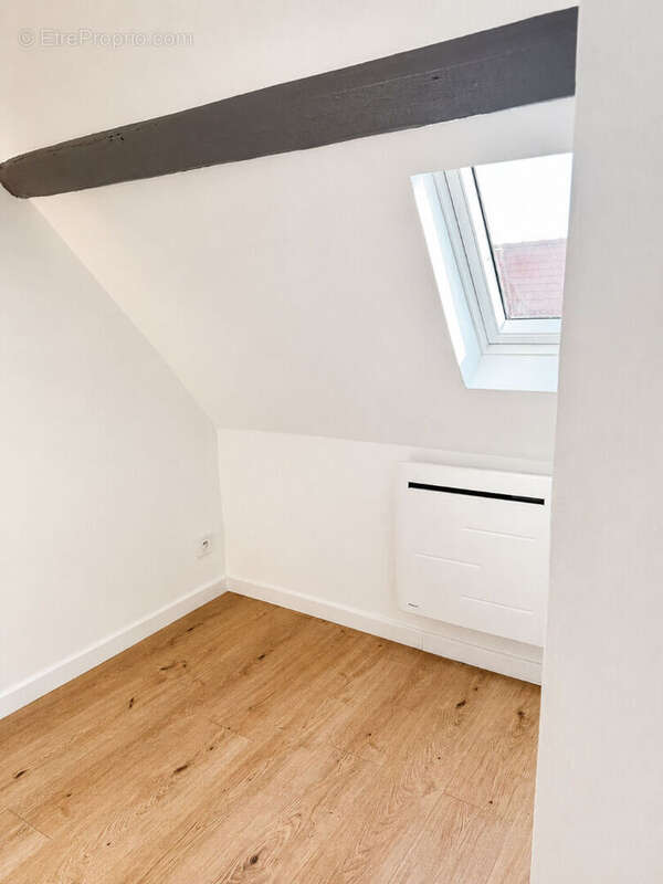 Amiens proche commodités Maison de ville rénovée idéale investissement ou 1er achat - photo 7