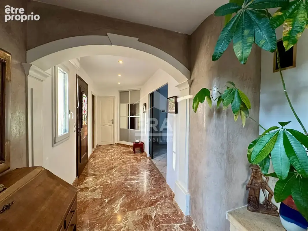 Maison Ceyreste 5 pièce(s) 181.82 m2 - photo 10