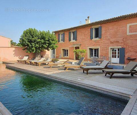 Maison à UZES