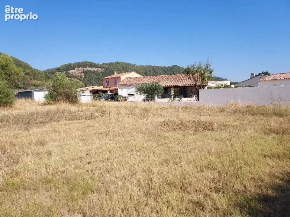Terrain 517 m² à Gonfaron  - photo 3