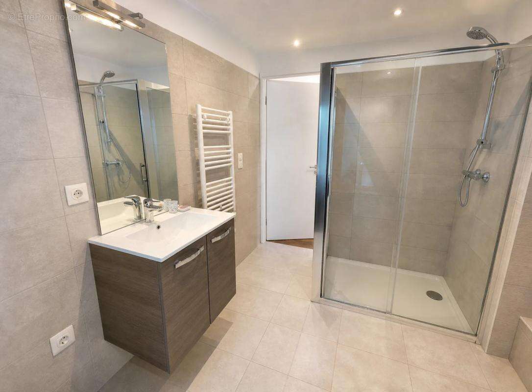 Appartement 2 pièces de 44 m² à Mont-Saint-Aignan - photo 2