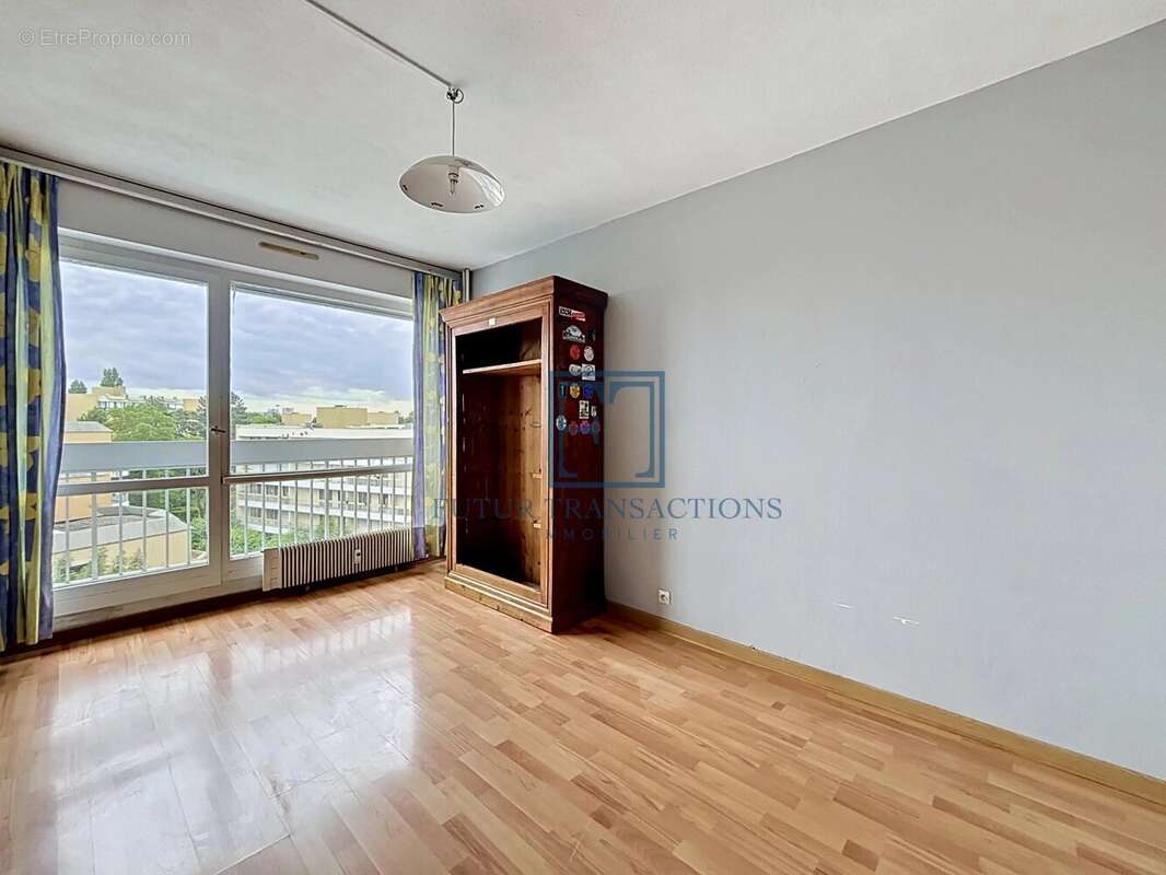 Appartement à ELANCOURT