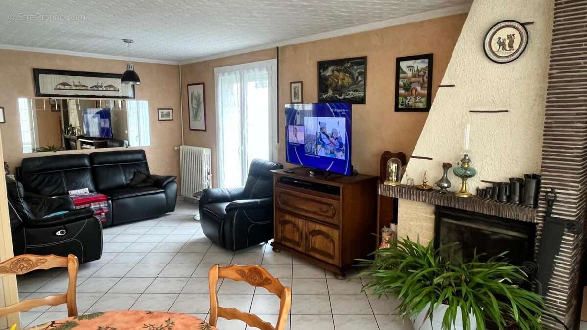 Maison de plain-pied 4 pièces avec piscine couverte à Thiberville - photo 4
