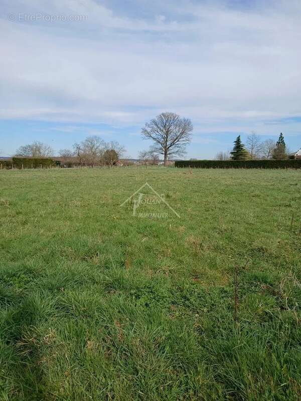 Terrain à BOUCE