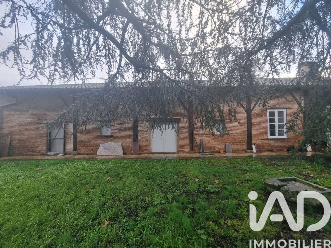 Photo 1 - Maison à AIGUILLON