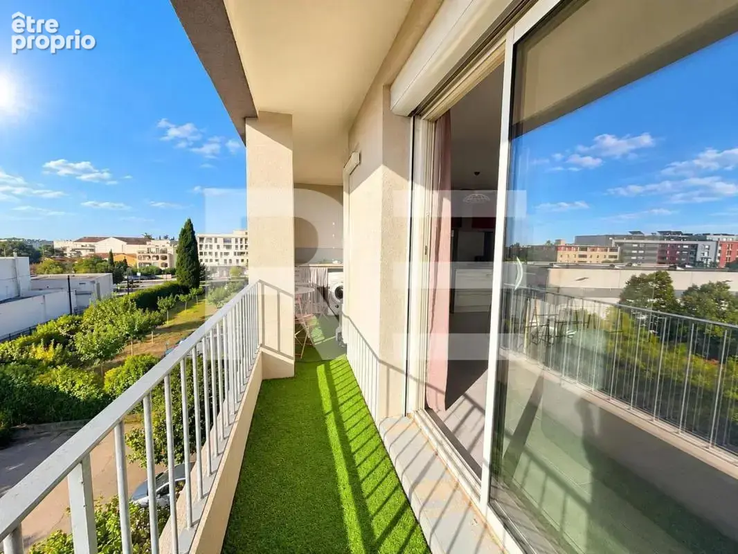 Appartement p3 55m2 avec terrasse cave et stationement a nimes secteur capouchine jean jaures - photo 2