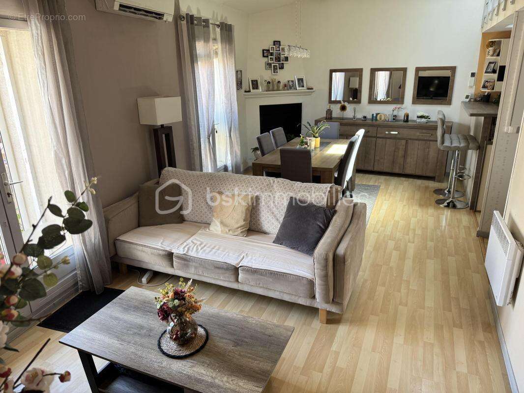 ** exclusivité – charme de la pierre – appartement bénéficiant de l'esprit et de l'indépendance d'une maison de ville – terrasse - photo 4