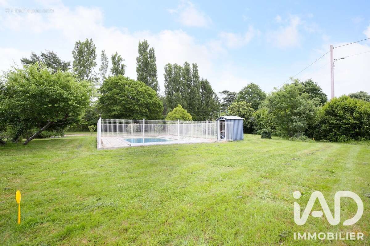 Terrain 1170 m² à Montech  - photo 2