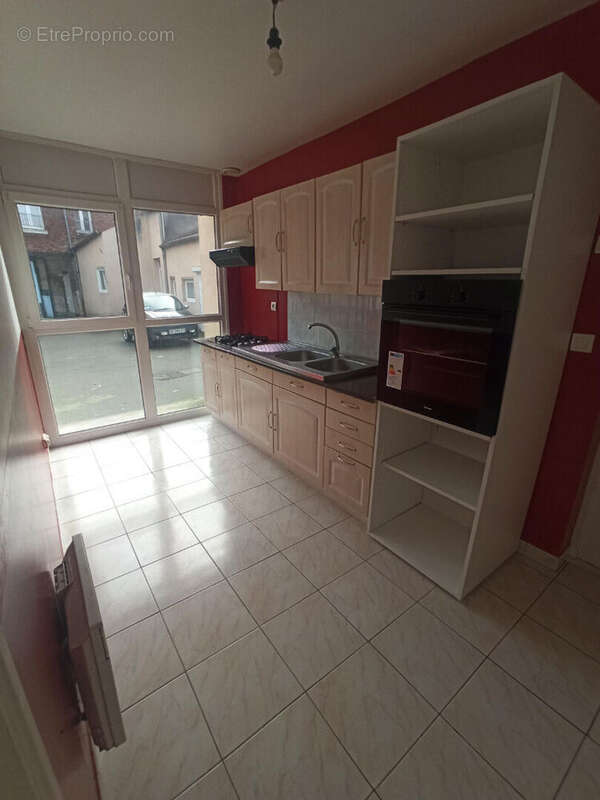 Maison à BRUAY-LA-BUISSIERE