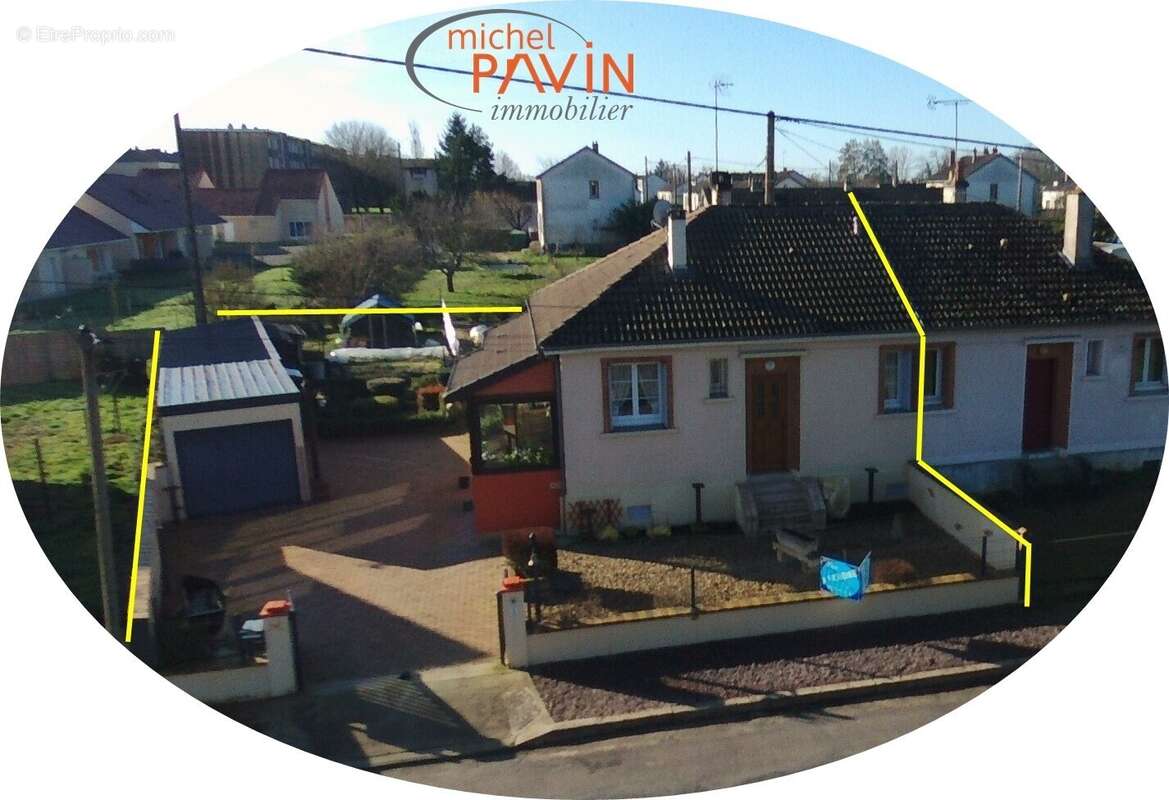 Maison à LA GUERCHE-SUR-L'AUBOIS