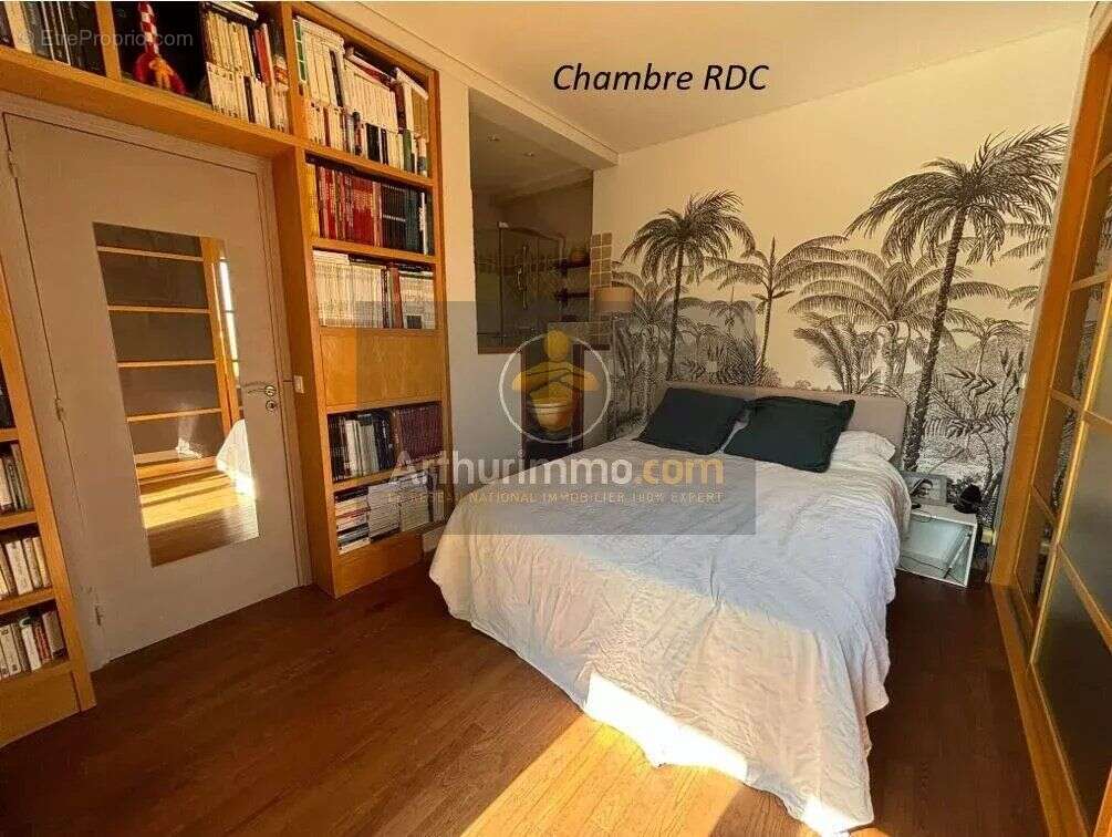 Maison à OZOIR-LA-FERRIERE