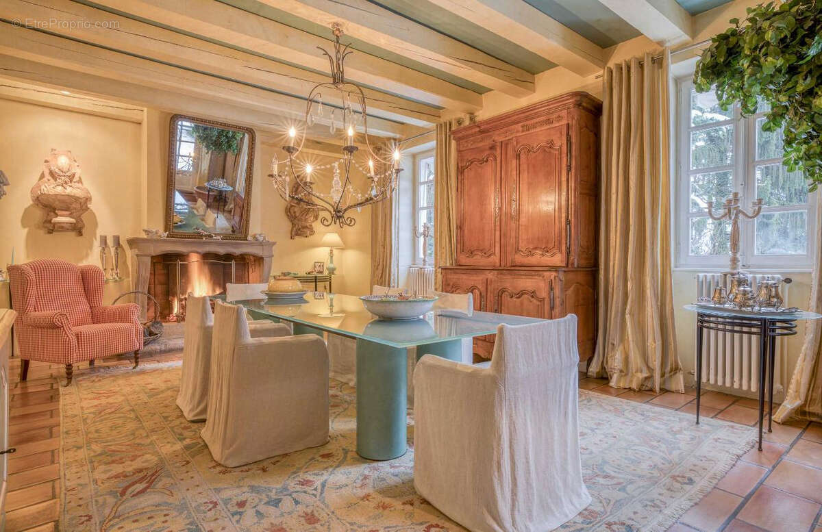 Maison à CHAPEIRY