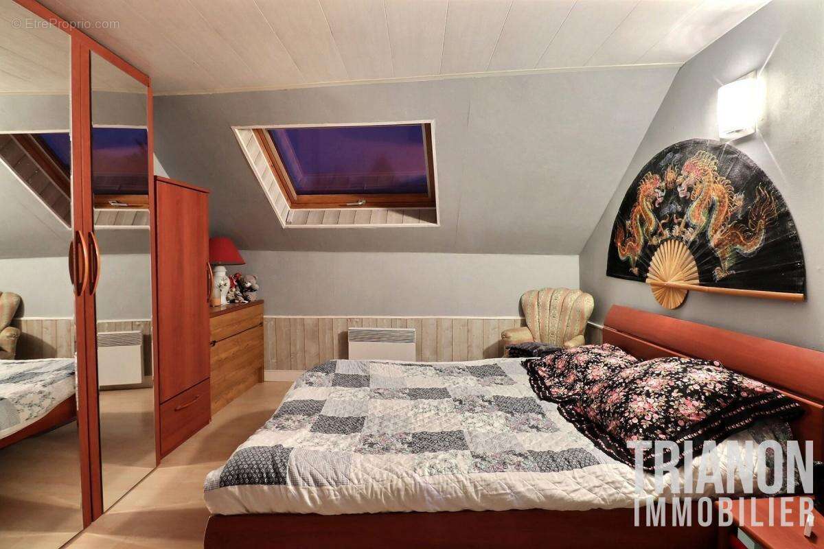 Appartement à VAUX-SUR-SEINE