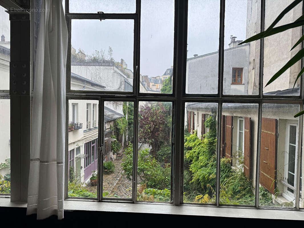 Appartement à PARIS-11E