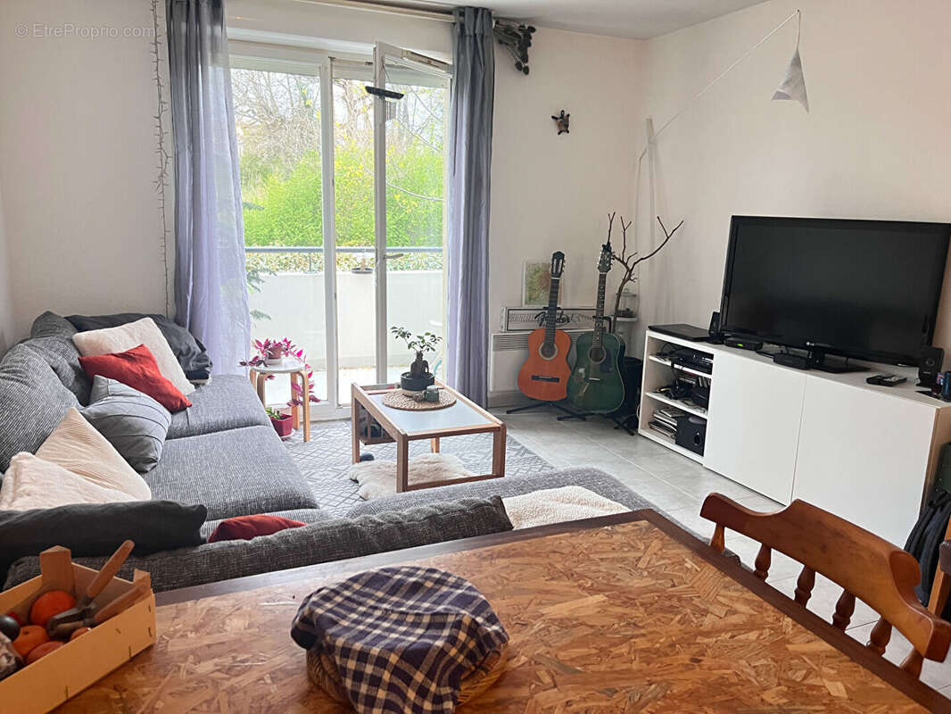 Appartement à SAINT-PAUL-SUR-SAVE