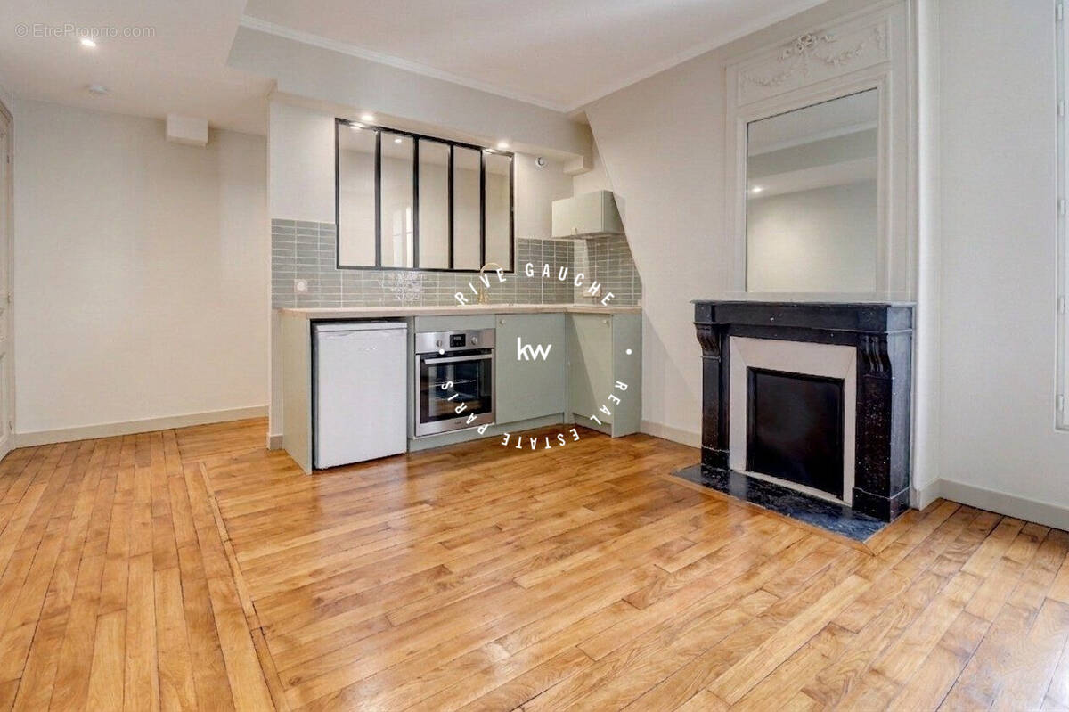 Appartement à PARIS-14E