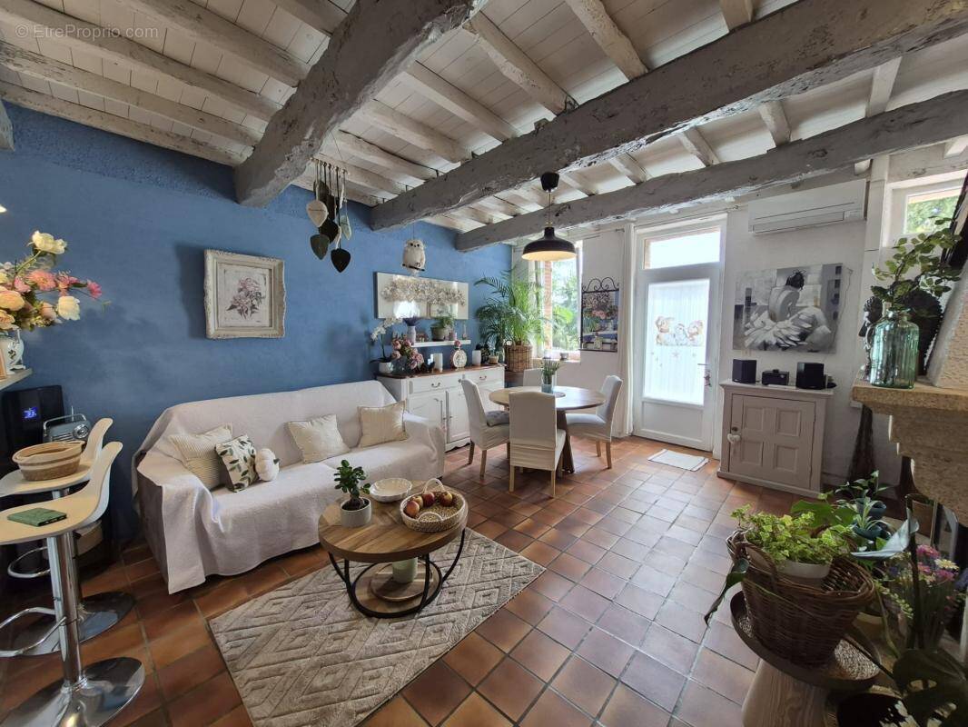 Maison à LAGARDE