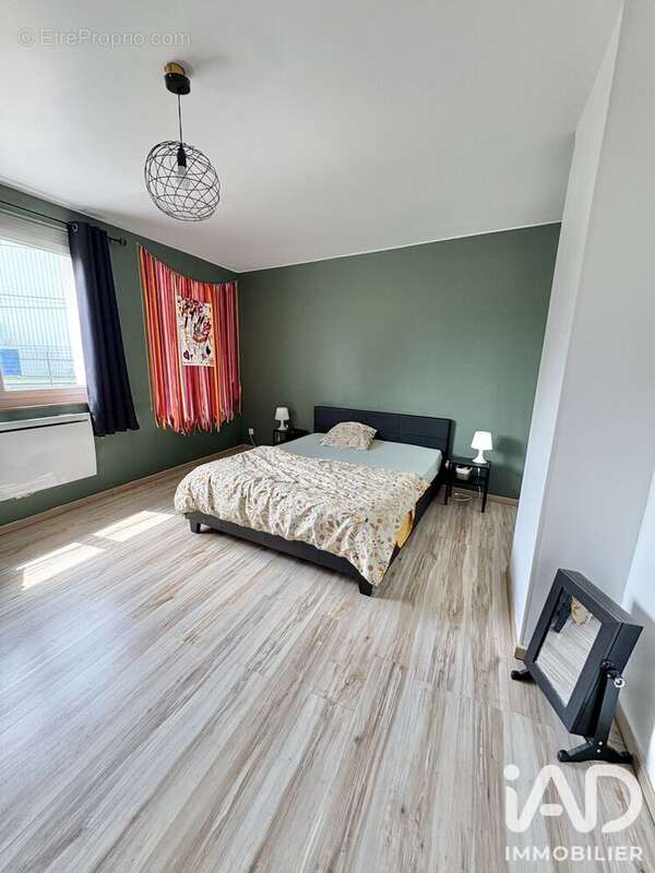 Maison 160 m² à Bruay-Sur-L'escaut  - photo 4