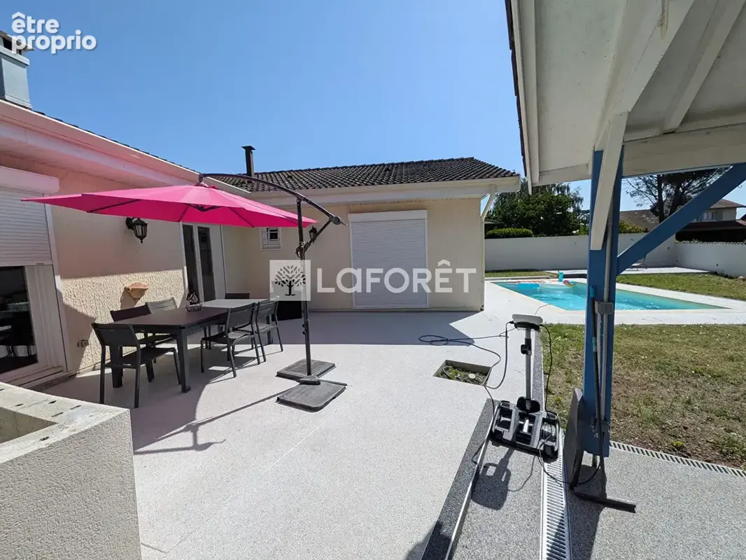 Photo Maison à Irigny au prix de 539 000€