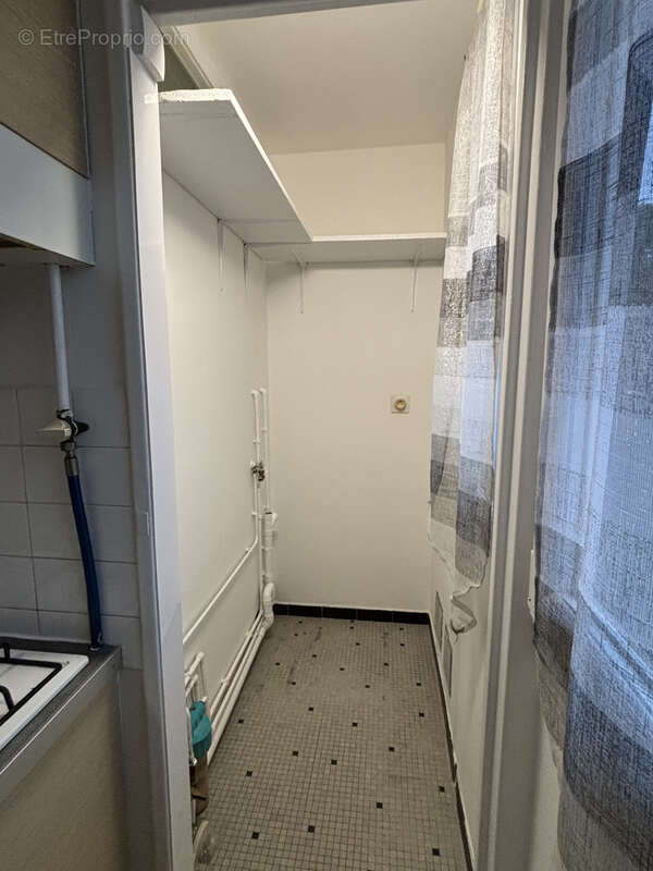 Appartement à EZANVILLE