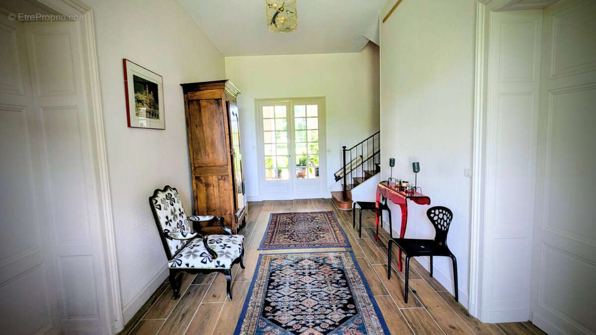 Maison à LAYRAC