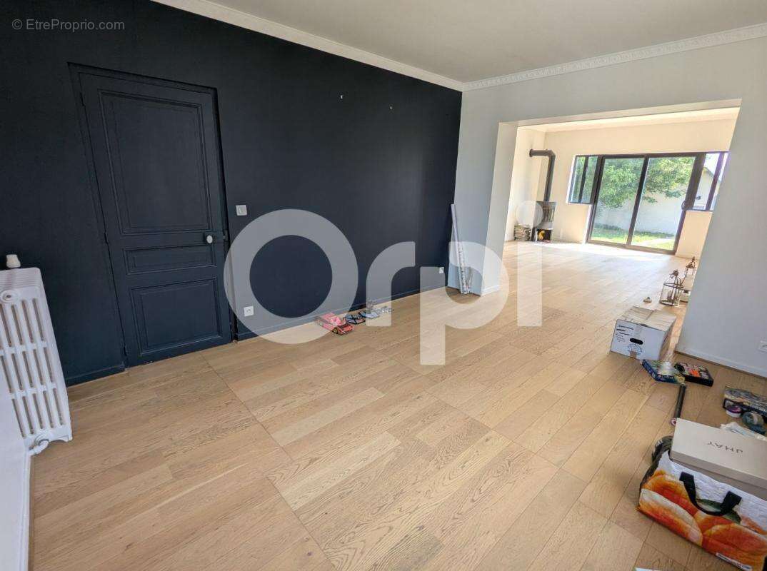 Maison renovee 139 m², 4 chambres + 1 bureau, et son jardin de 1050 m², a vendre cuise la motte (60350) - - photo 5