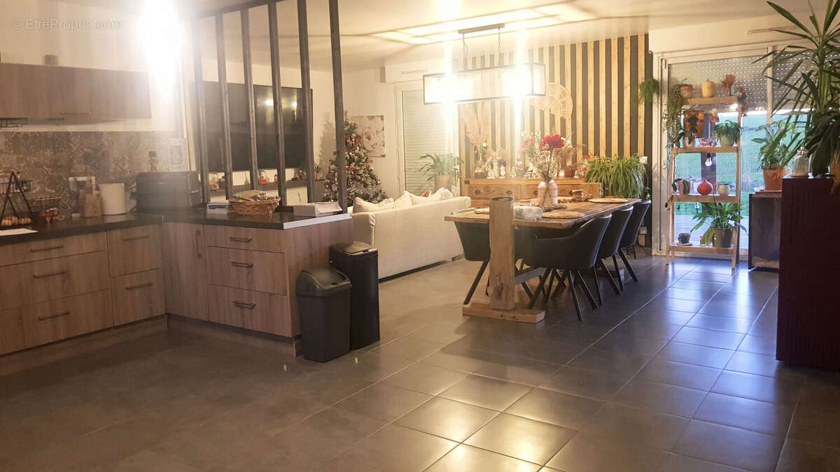 Maison à SAINT-LEGER